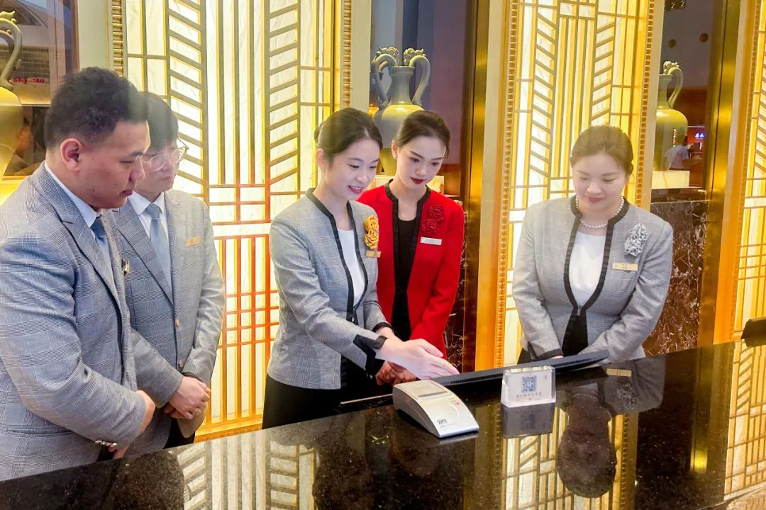 1732a257b06b273875714f09258c70e2.jpg 640.jpg